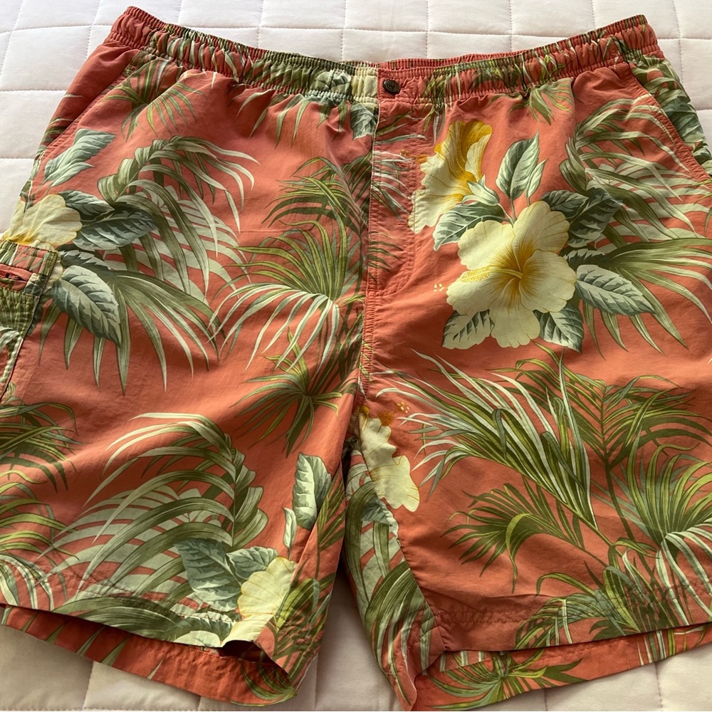 Tommy Bahama Floral Hawaiian Tropical SwimTrunks Size XL